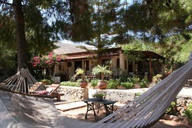 Stella's Traditional Apartments - Studios