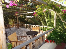 Stella's Traditional Apartments - Studios