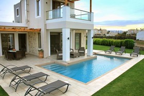 Alexandros Villa