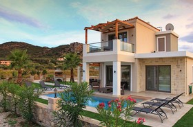 Alexandros Villa
