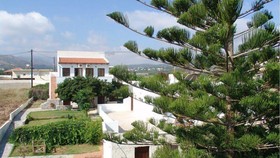 Anavaloussa apartments