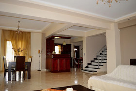 Armi Villa