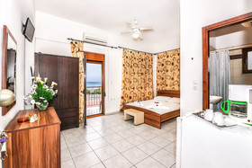 En Plo Rooms