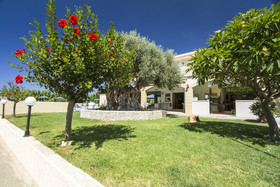 Mediterranean Hotel Apartments & Studios