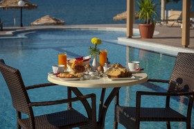 Mesogios Beach Hotel