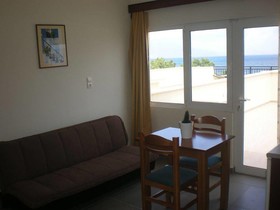 Mesogios Beach Hotel
