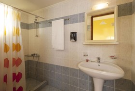 Mesogios Beach Hotel