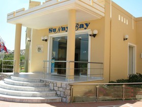 Sunny Bay