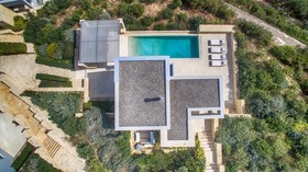 Villa Abyss