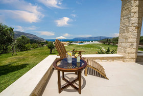 Villa Aloni