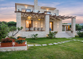 Villa Aloni