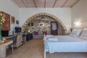 Villa Theta
