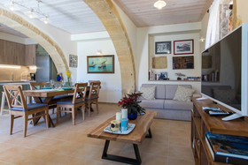 Villa Theta