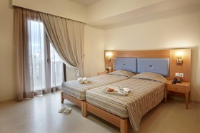 Dimitra Hotel & Apartments