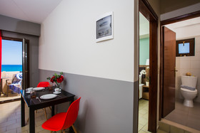 Dimitra Hotel & Apartments