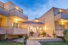 Alonia Apartments