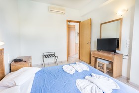 Alonia Apartments