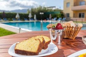 Alonia Apartments