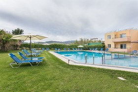 Alonia Apartments