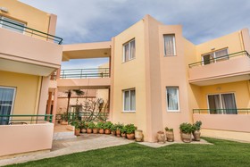 Alonia Apartments