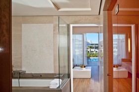 Avra Imperial Hotel
