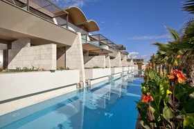 Avra Imperial Hotel