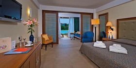 Giannoulis – Cavo Spada Luxury Sports & Leisure Resort & Spa