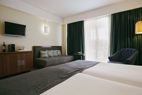 Giannoulis – Cavo Spada Luxury Sports & Leisure Resort & Spa