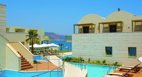 Grand Bay Beach Resort