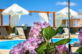 Irinoula Dreams Studios & Apartments