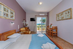 Irinoula Dreams Studios & Apartments