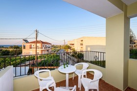 Irinoula Dreams Studios & Apartments
