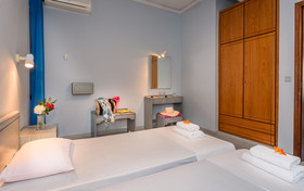 Louladakis Apartments