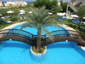 Selini Suites