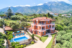 Aqua Mare Villa