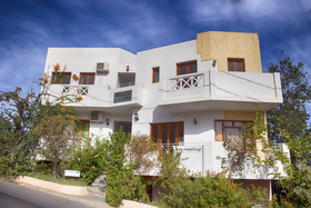 Romantica Hotel Apartments