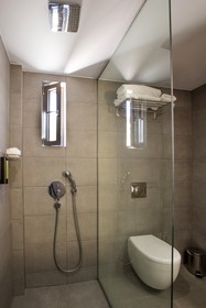 Sundance Apartments & Suites