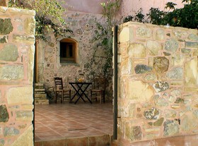 Ksa Sou Guesthouses