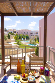 Loutra Resort