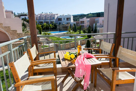 Loutra Resort