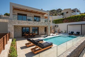 Alpha House Lygaria