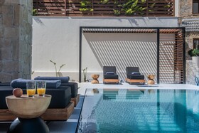 Alpha House Lygaria