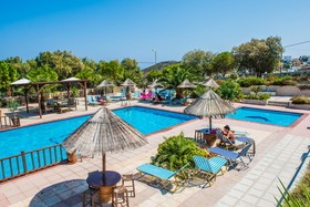 Spiros-Soula Family Hotel & Apts