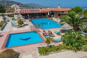 Spiros-Soula Family Hotel & Apts