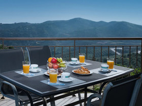 Villa Eolos