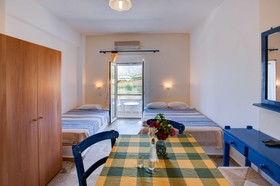 Helios Studios & Apartments