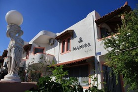 Palmira Apartments