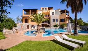 Iason Villas