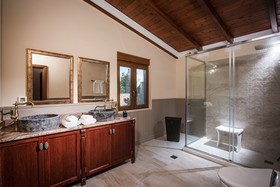 Bella Mare Villa