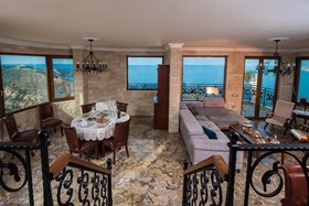 Bella Mare Villa